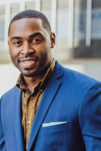 Testimonials copywriter client testimonial man